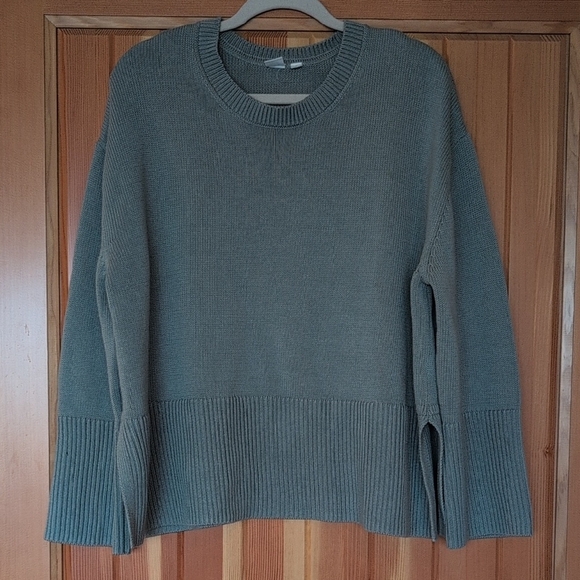 Gap 24/7 Split-Hem Crewneck Sweater, Sage Green, Women's L - Picture 3 of 10